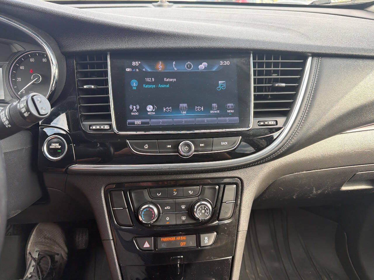 Used 2019 Buick Encore Preferred AWD/4WD image 18
