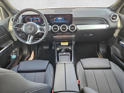 Certified 2026 Mercedes-Benz GLB 250 image 17