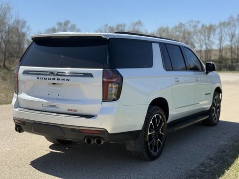 Used 2022 Chevrolet Suburban RST w/ Sport Performance Package AWD/4WD image 6