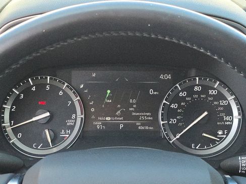 Used 2021 Toyota Highlander Limited FWD image 26