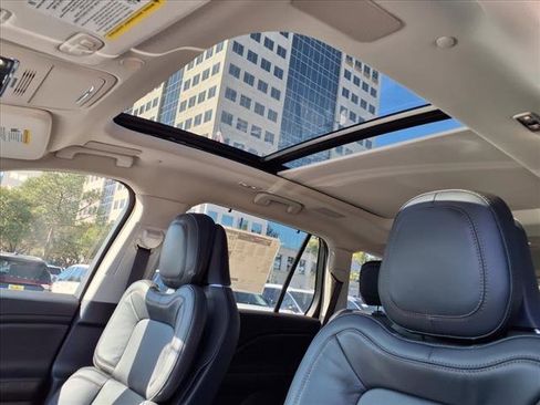 New 2025 Lincoln Aviator Reserve w/ Equipment Group 201A image 11