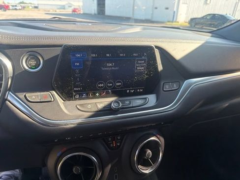 Used 2021 Chevrolet Blazer LT AWD/4WD image 12