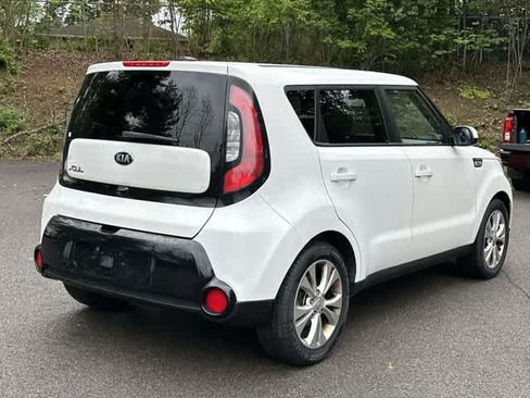 Used 2016 Kia Soul + w/ Audio Package FWD image 30