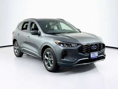 Used 2024 Ford Escape ST-Line image 3