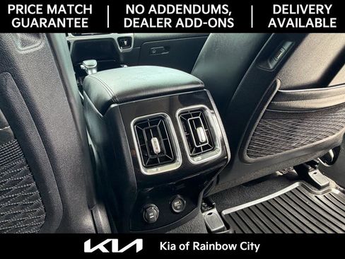 Used 2023 Kia Sorento SX AWD/4WD image 28