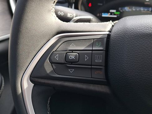 Used 2023 Jeep Grand Cherokee image 20