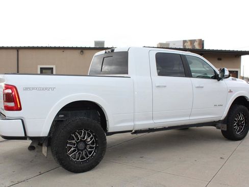 Used 2022 RAM 3500 Laramie AWD/4WD image 20