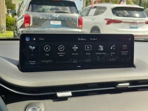 Used 2023 Genesis Electrified GV70 AWD Advance image 27