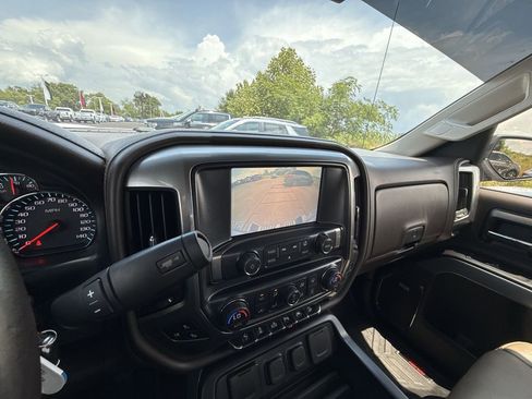 Used 2018 Chevrolet Silverado 1500 LTZ Z71 w/ LTZ Plus Package AWD/4WD image 21