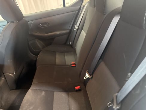 Used 2025 Nissan Sentra SV image 16