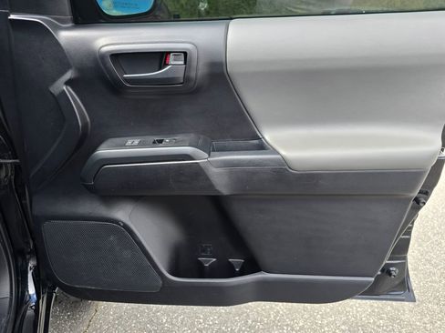 Used 2021 Toyota Tacoma SR image 46