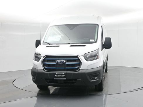 New 2024 Ford E-Transit Base image 52