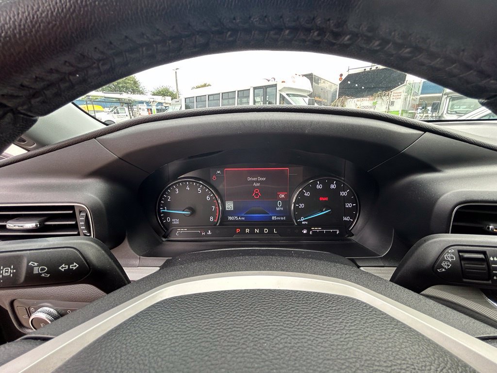 Used 2023 Ford Explorer XLT w/ Equipment Group 202A RWD image 39