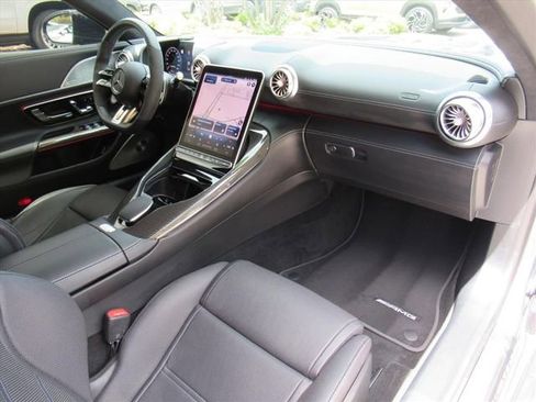 Used 2022 Mercedes-Benz SL 63 AMG 4MATIC image 11