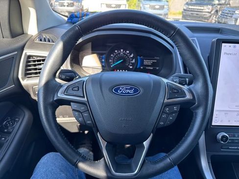 Used 2024 Ford Edge SEL w/ Sport Appearance Package AWD/4WD image 15