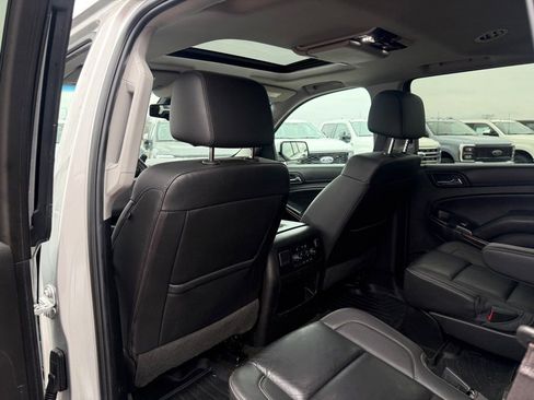 Used 2017 Chevrolet Tahoe LT w/ LT Signature Package image 13