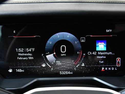 Used 2024 GMC Acadia Elevation image 38