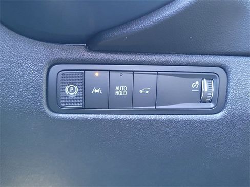 New 2026 Chevrolet Equinox EV LT image 12