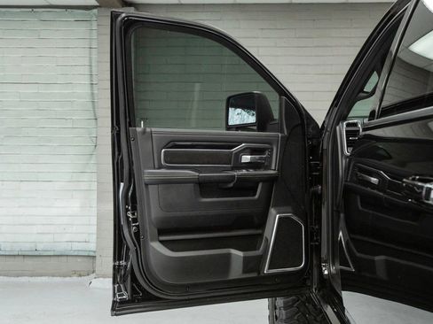 Used 2023 RAM 3500 Laramie w/ Night Edition image 30