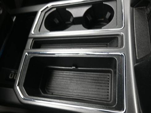 Used 2019 Ford F150 XLT w/ Equipment Group 302A Luxury image 13