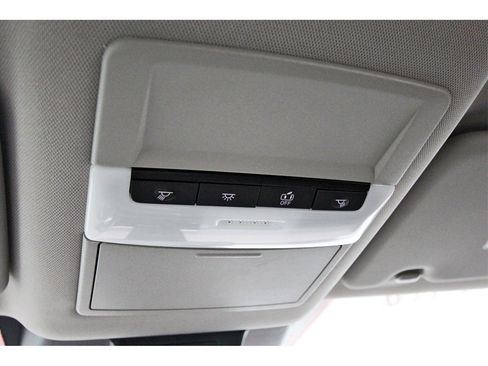 Used 2022 Nissan Rogue S image 25