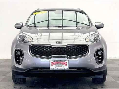 Used 2017 Kia Sportage EX image 2