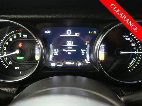 Used 2023 Jeep Wrangler Unlimited Sahara w/ Cold Weather Group image 19