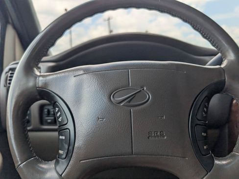Used 2001 Oldsmobile Silhouette GLS w/ Towing Pkg FWD image 14