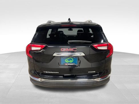 Certified 2023 GMC Terrain SLT w/ Infotainment Package II AWD/4WD image 8