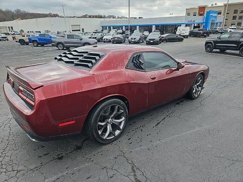 Used 2019 Dodge Challenger R/T image 8