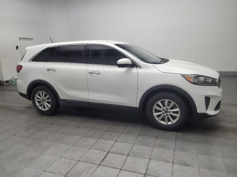 Used 2019 Kia Sorento FWD V6 image 11