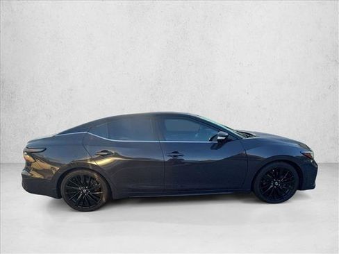 Used 2021 Nissan Maxima Platinum w/ 40th Anniversary Package FWD image 4