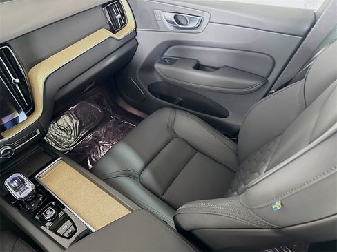 Certified 2026 Volvo XC60 B5 Plus w/ Climate Package PRO image 24