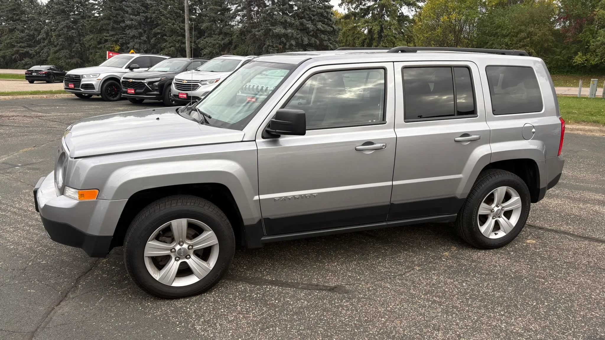 Used 2015 Jeep Patriot Sport w/ Power Value Group AWD/4WD image 5
