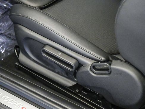 Certified 2023 MINI Cooper S FWD image 25