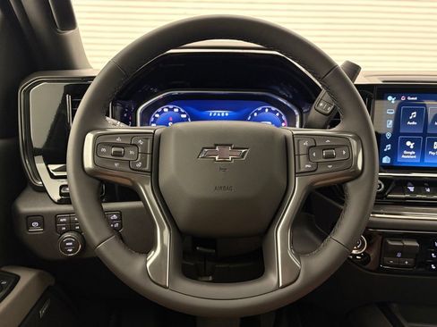 New 2026 Chevrolet Silverado 2500 ZR2 AWD/4WD image 8