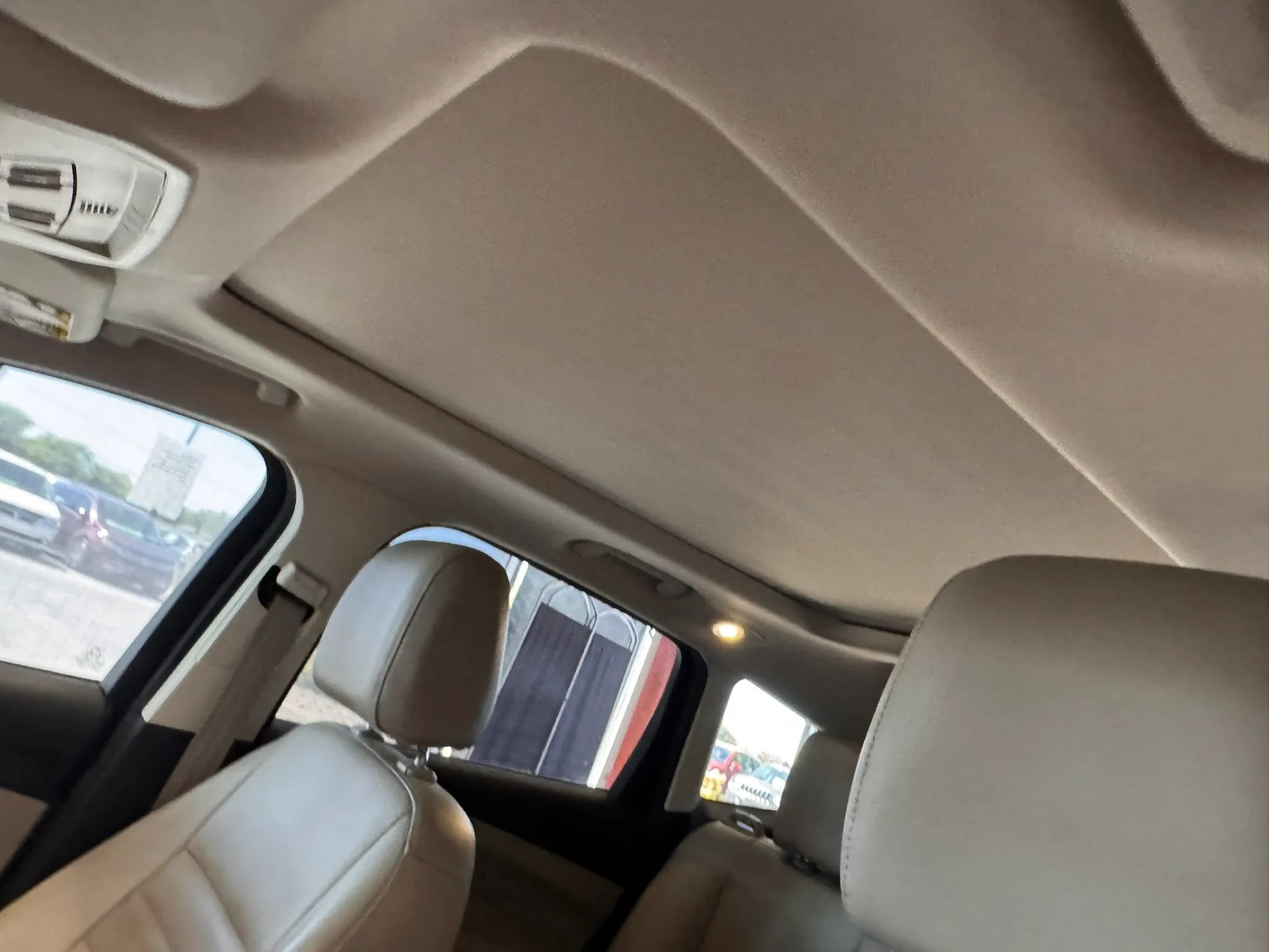 Used 2016 Ford Escape SE w/ SE Leather Comfort Package FWD image 29