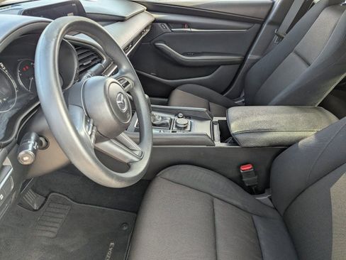 Used 2020 MAZDA MAZDA3 Base image 22