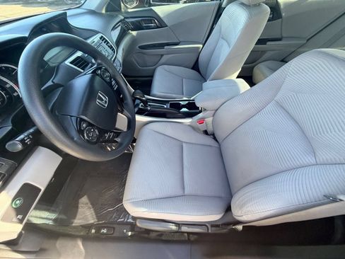 Certified 2017 Honda Accord LX image 15