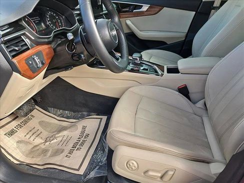 Used 2022 Audi A4 2.0T Premium w/ Convenience Package image 16