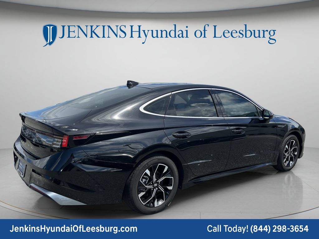 Certified 2024 Hyundai Sonata SEL FWD image 5