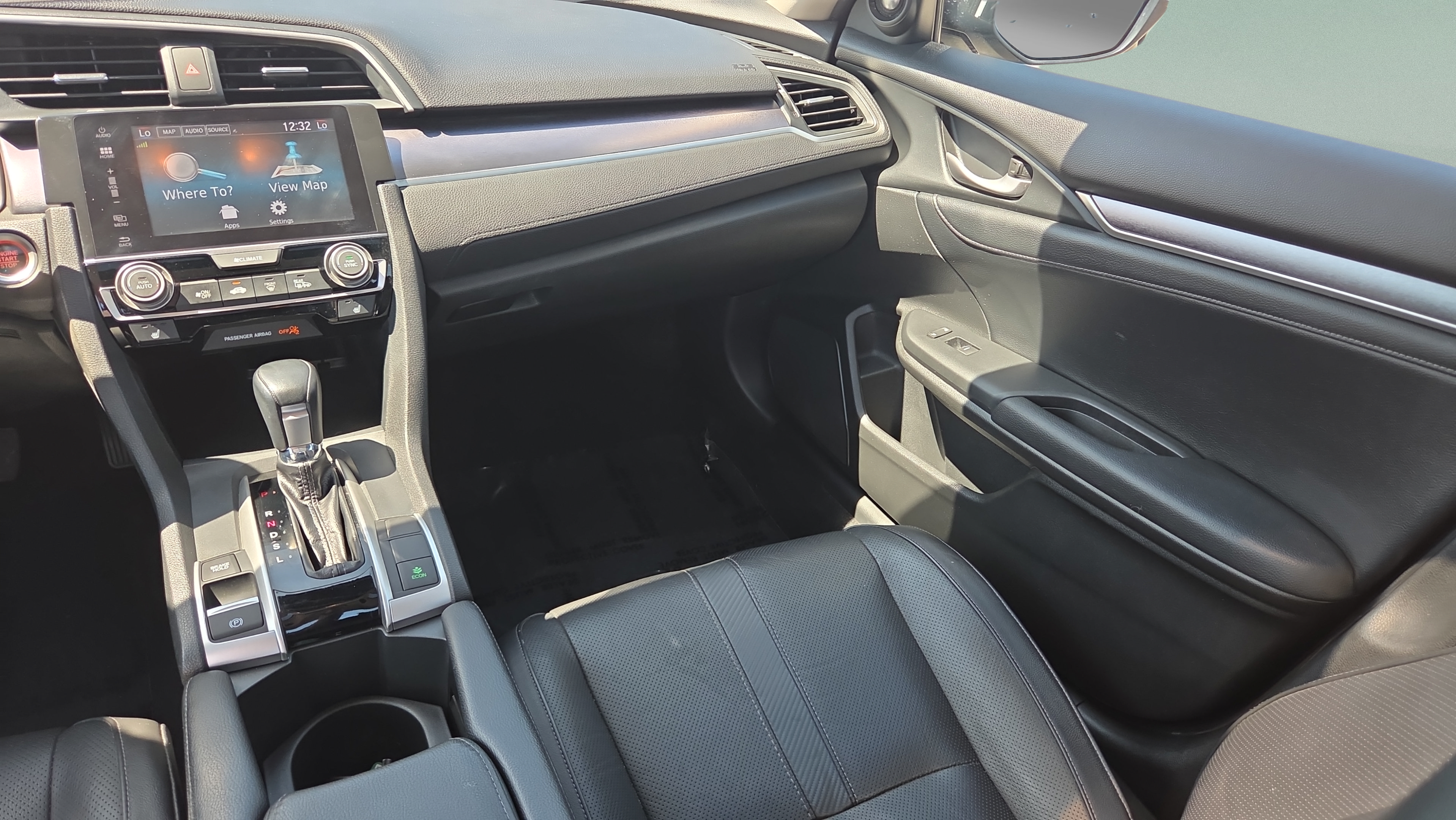 Used 2016 Honda Civic Touring image 14