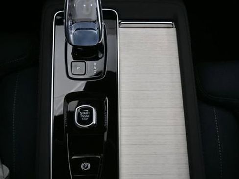 New 2026 Volvo XC90 B6 Ultra w/ Protection Package Premier AWD/4WD image 11