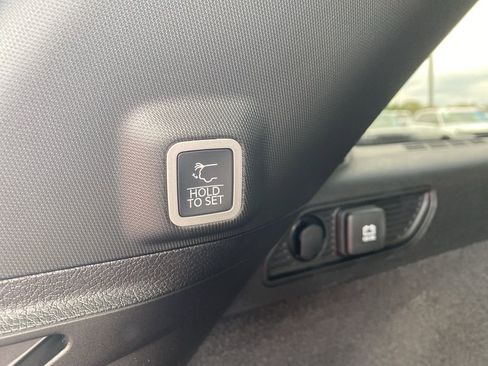 New 2025 Jeep Grand Cherokee Summit image 41