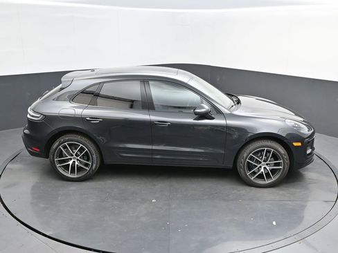 New 2025 Porsche Macan image 33