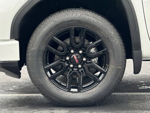 New 2026 GMC Sierra 1500 Elevation image 26