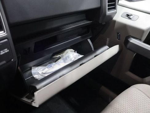 Used 2019 Ford F150 XLT w/ Equipment Group 302A Luxury AWD/4WD image 33
