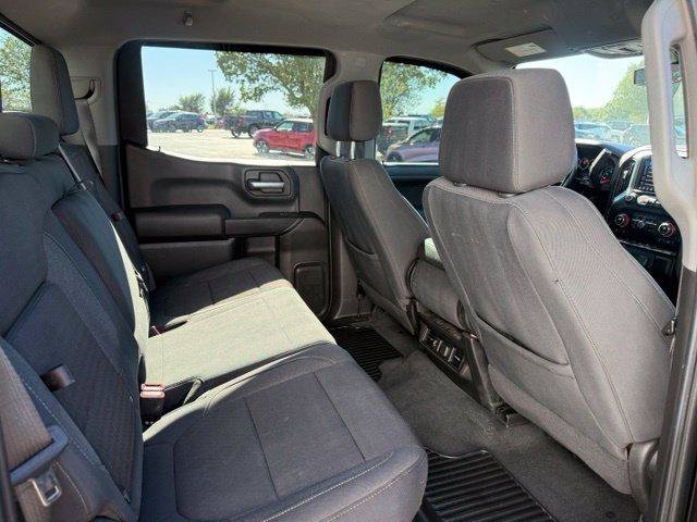 Used 2021 Chevrolet Silverado 1500 LT w/ Convenience Package II RWD image 4