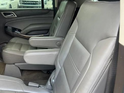 Used 2015 GMC Yukon XL Denali w/ Premium Package AWD/4WD image 15