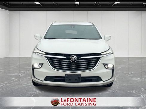 Used 2024 Buick Enclave Premium image 7